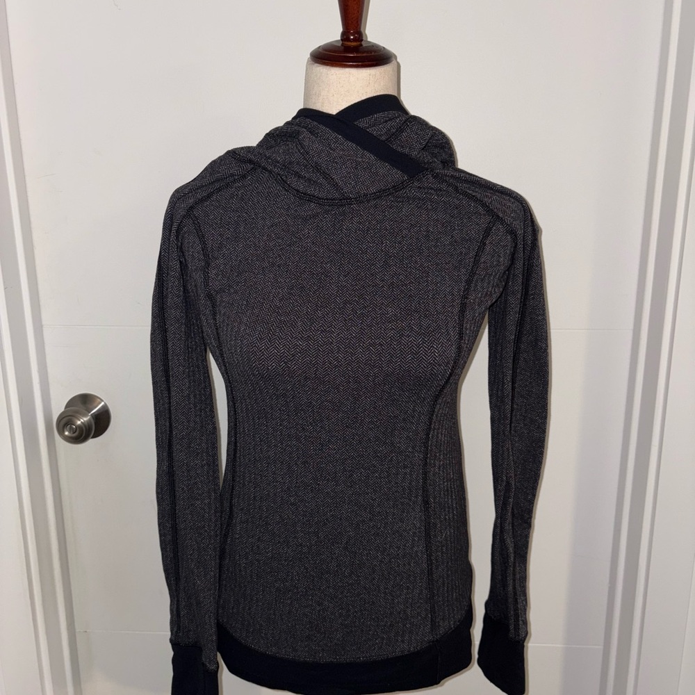 Lululemon Athletica Think Fast Hoodie in Heathered Herringbone